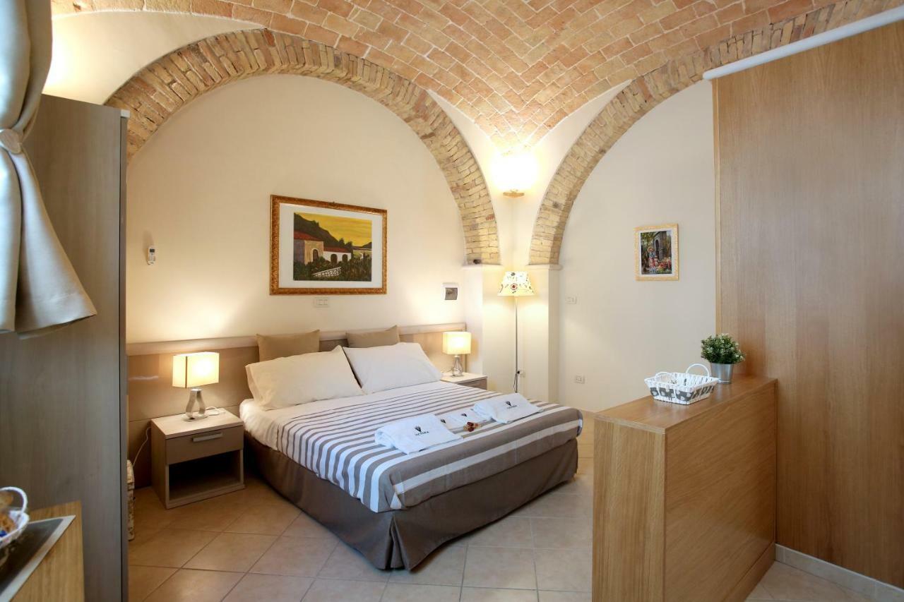 Victoria Royal Apartments & Rooms Termoli Kültér fotó