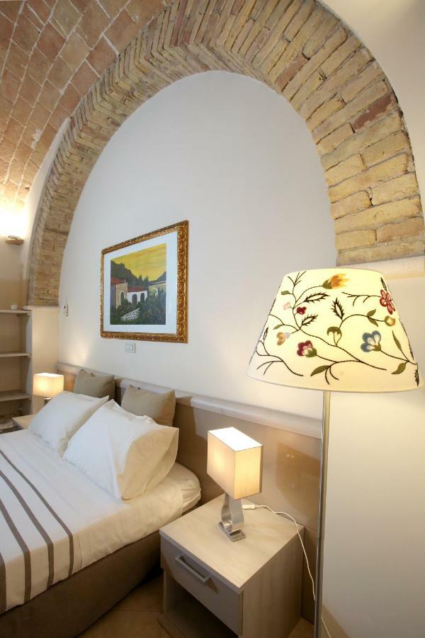 Victoria Royal Apartments & Rooms Termoli Kültér fotó